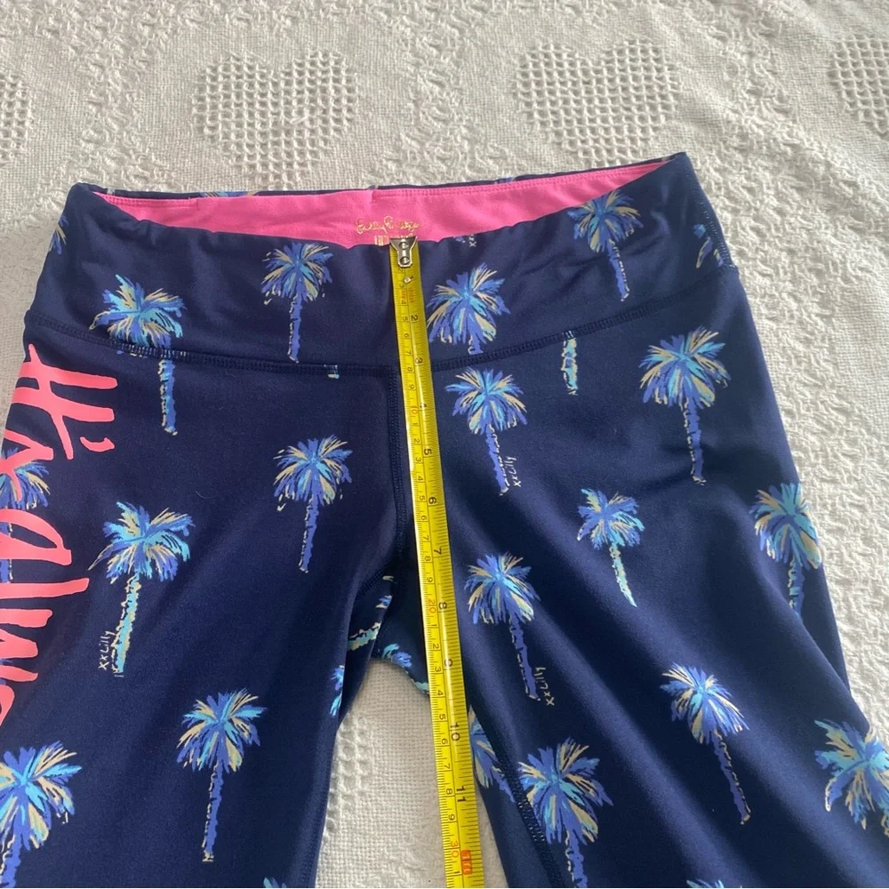 Lilly Pulitzer “It’s Always Sunny Somewhere” Workout Leggings (M)
